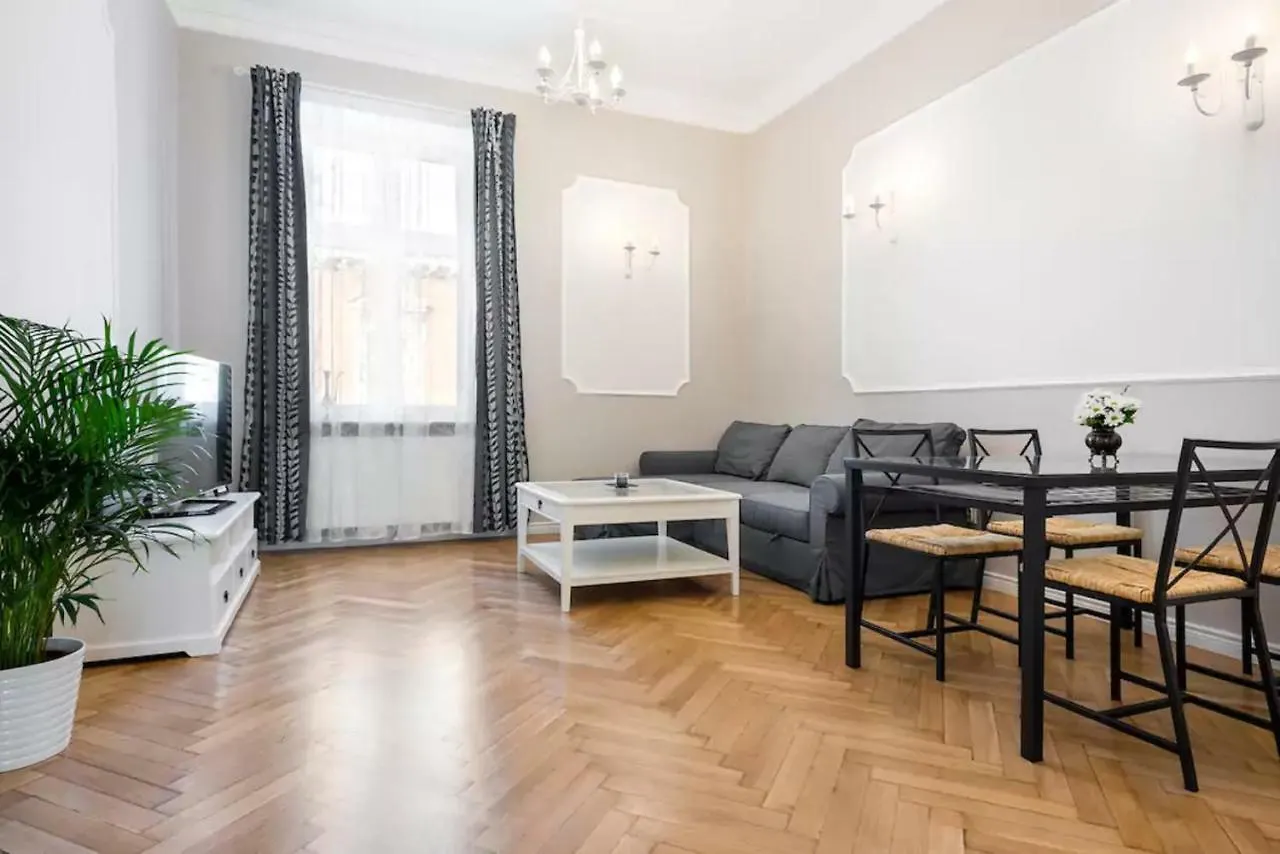 Zwierzyniecka Old Town Apartments By Otium Krakow Poland