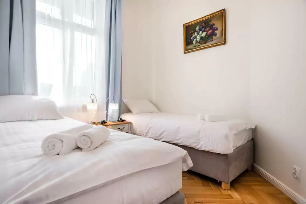 Zwierzyniecka Old Town Apartments By Otium Kraków
